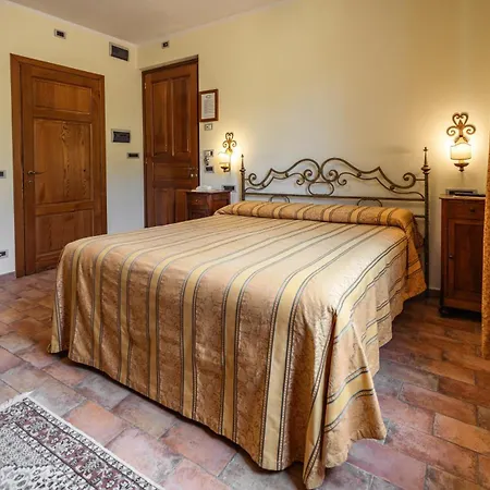 La Fonte Del Cerro 3*