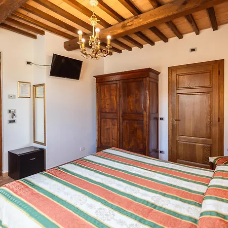 Hotel La Fonte Del Cerro 3*